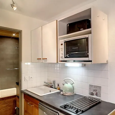 Confort 1 Chambre, Aux Pieds, Balcon, Wi-fi, Parking - Fr-1-178-171 Appartement